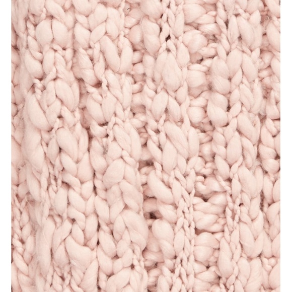 🔥LAST 1🔥NWT FREE PEOPLE CHUNKY INFINITY SCARF - Picture 4 of 5